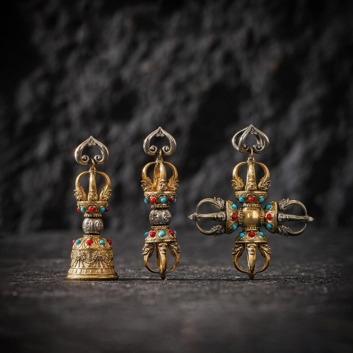 Dharma Deer Five-Pronged Vajra Pendant Tibetan Amulet
