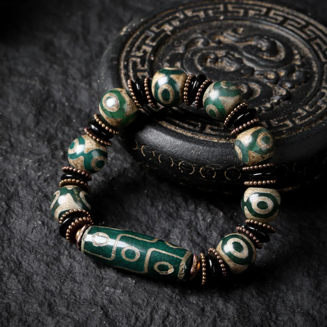 Dharma Deer Tibetan Dzi Mala Bracelet Nine-Eye Green Dzi