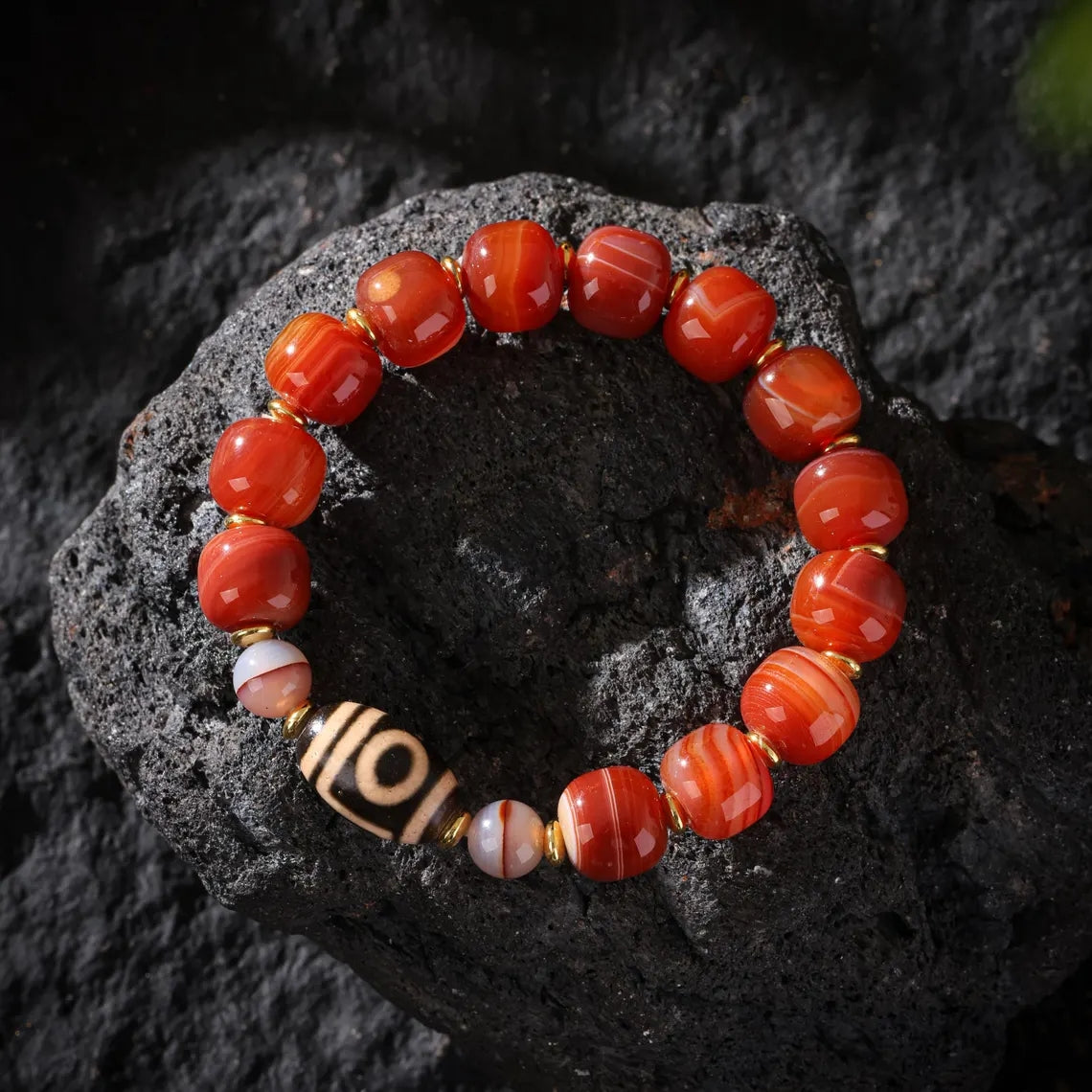 Dharma Deer Mala Bracelet One-Eyed Dzi Sardonyx