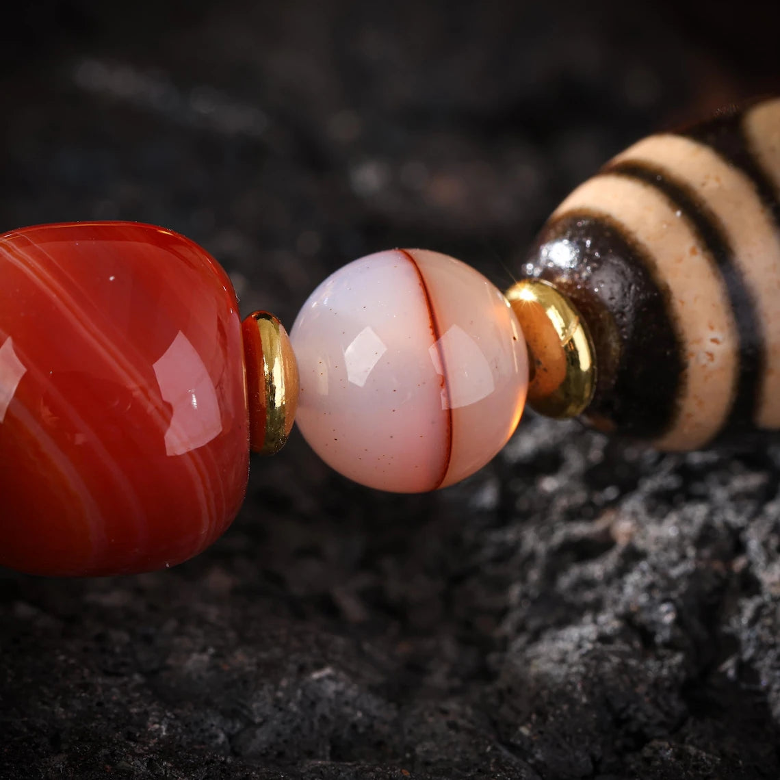 Dharma Deer Mala Bracelet One-Eyed Dzi Sardonyx