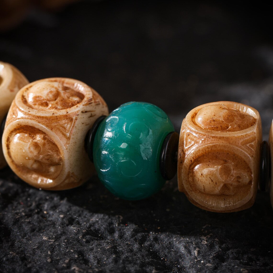 Dharma Deer Yak Bone Skull Bracelet Tibetan Amulte
