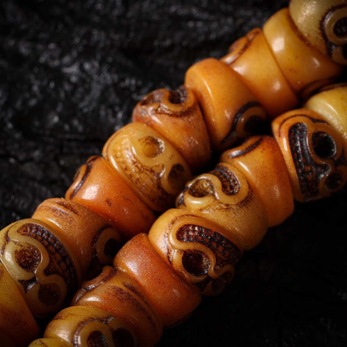 Dharma Deer Bone Smiling Skull Necklace 108 Mala Beads