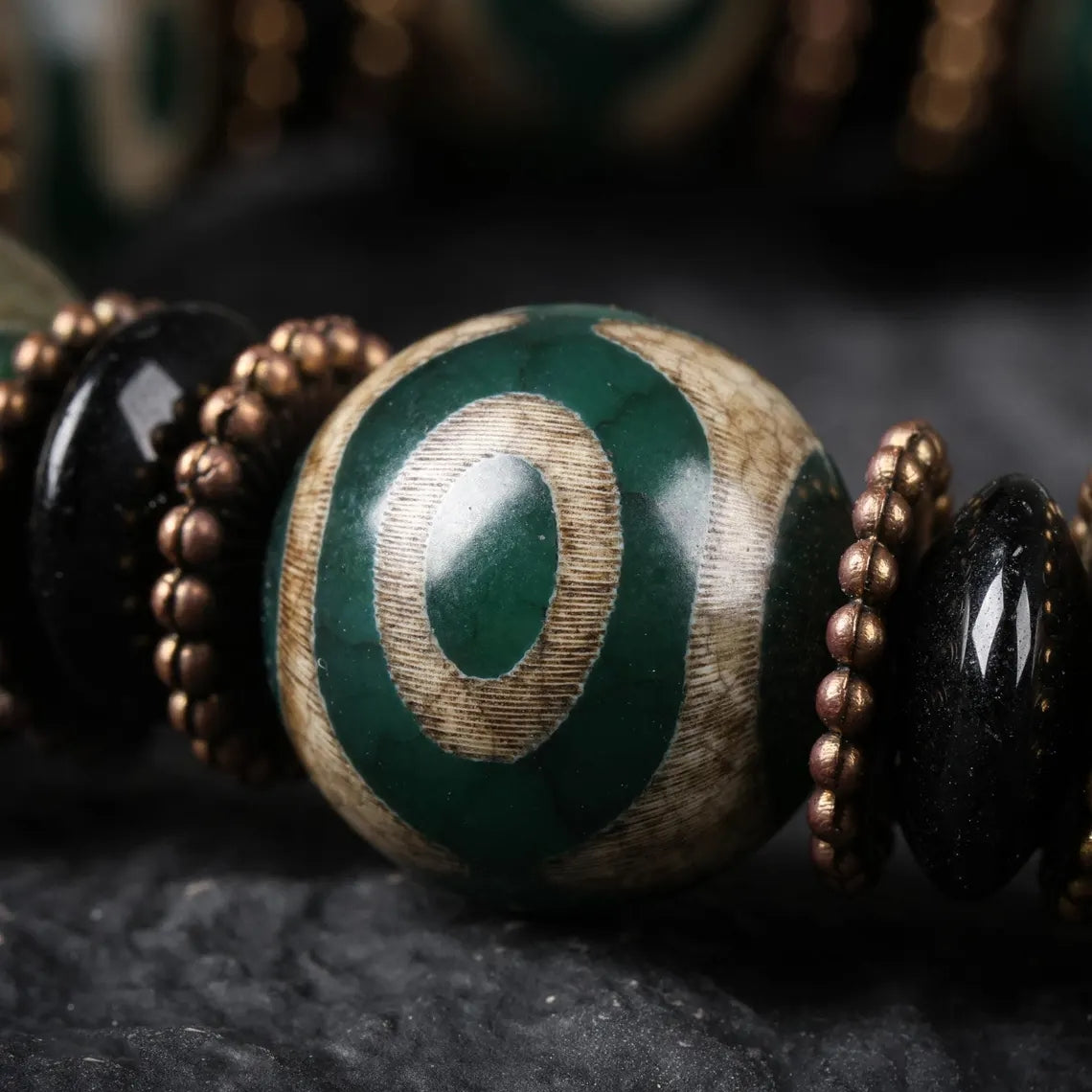 Dharma Deer Tibetan Dzi Mala Bracelet Nine-Eye Green Dzi