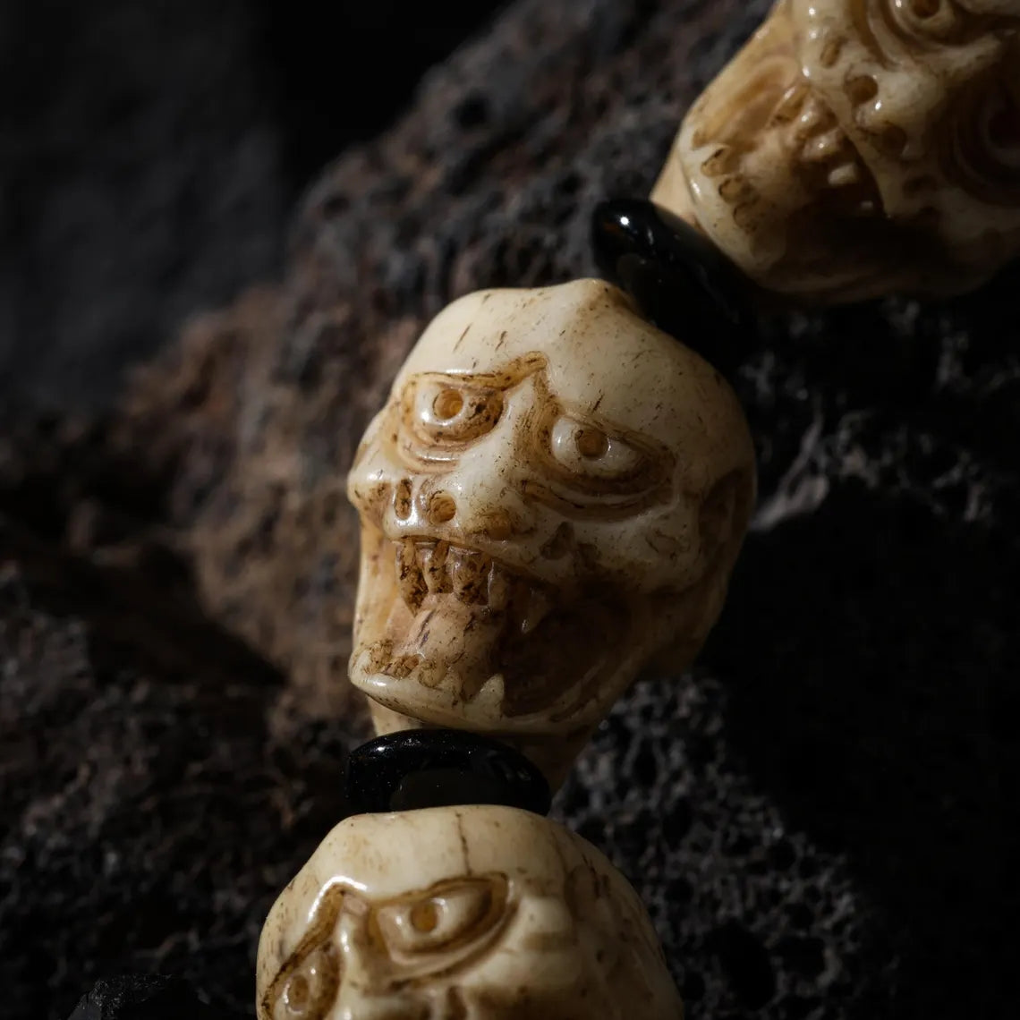 Dharma Deer Yak Bone Double-Sided Skull Amulet Bracelet Protection Amulet
